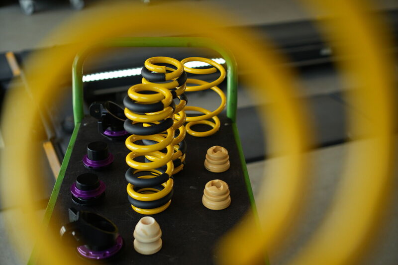 Premium Fahrwerke und Coilover kaufen